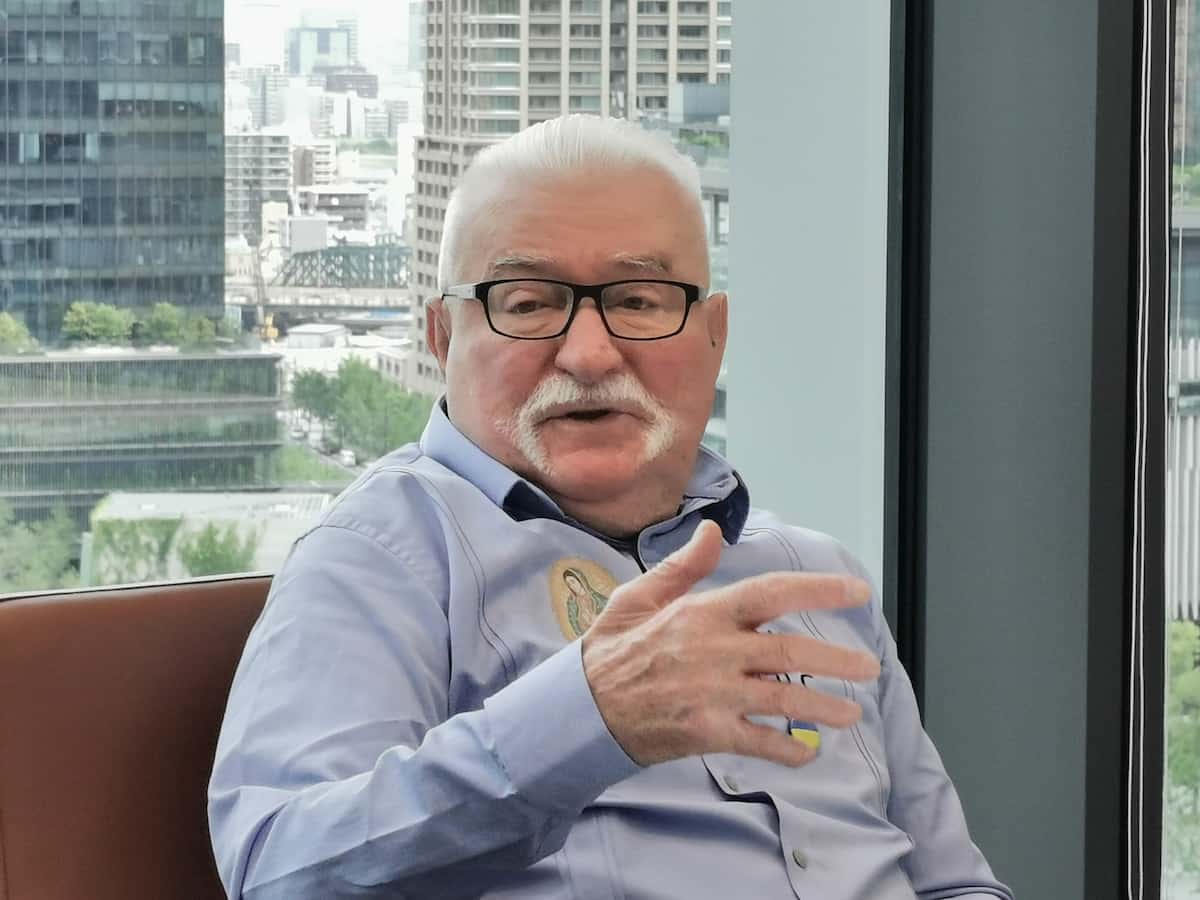 【万博】ワレサ元ポーランド大統領「だれも民主主義信じていない」　万博で大阪訪れ語る